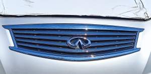 ATRAPA CHŁODNICY GRILL PRZÓD INFINITI G37X S SEDAN SPORT PREMIUM AWD
