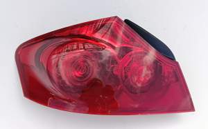 LAMPA LEWA TYŁ TYLNA USA INFINITI G37X S SEDAN SPORT PREMIUM