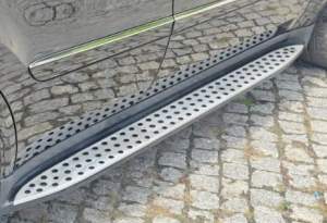 PRÓG STOPIEŃ PODEST PRAWY MERCEDES ML 280 CDI 4 MATIC W164 3.0L V6 AWD