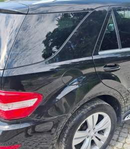 ĆWIARTKA PRAWA TYŁ TYLNA MERCEDES ML 280 CDI 4 MATIC W164 3.0L V6 AWD