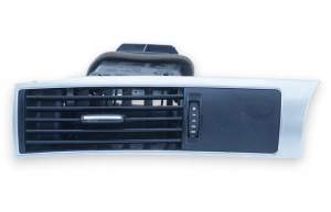 KRATKA NAWIEWU LEWA AUDI A6 C6 4F1820901D