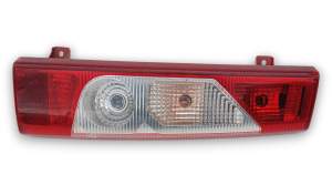 LAMPA PRAWA TYŁ TYLNA PEUGEOT EXPERT CITROEN JUMPY FIAT SCUDO TOYOTA PROACE