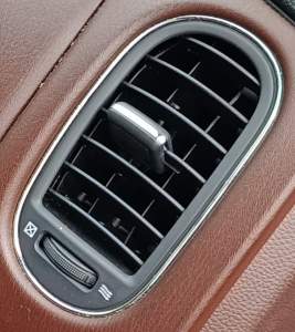 KRATKA NAWIEWU DESKI INFINITI QX50 EX37