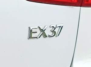 EMBLEMAT NAPIS EX37 KLAPY BAGAŻNIKA INFINITI QX50 EX37 AWD