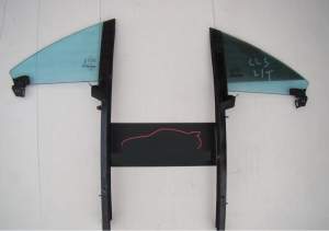 MERCEDES C219 CLS SZYBA MAŁA BOCZNA DRZWI TYŁ