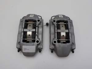 ZACISKI HAMULCOWE PRZEDNIE MASERATI GHIBLI