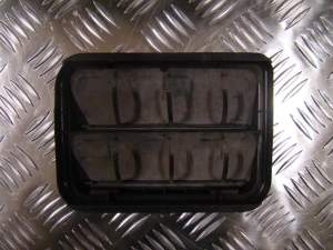 KRATKA WLOTU POWIETRZA NISSAN GTR GT-R