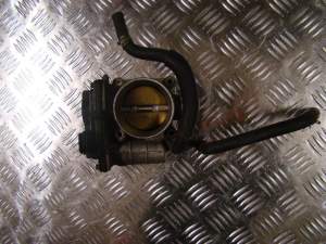 PRZEPUSTNICA NISSAN GTR GT-R