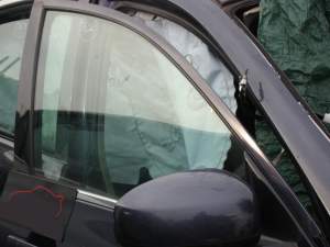 INFINITI G37/35 SZYBA BOCZNA DRZWI PRZÓD PRAWY