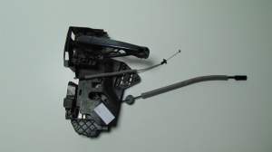 ZAMEK DRZWI PRAWY PRZÓD VOLVO XC60 LIFT