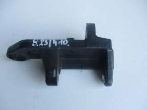 ŁAPA MOCOWANIE WSPORNIK INFINITI G G37