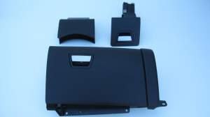 MASERATI GHIBLI 2014 SCHOWEK PASAŻERA