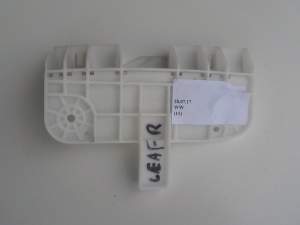 ŚLIZG ZDERZAKA PRAWY POP LAMPE LEAF