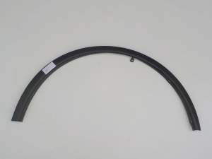 LISTWA BŁOTNIKA PRZÓD PRAWY INFINITI QX70