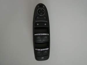 PANEL SZYB LEWY PRZÓD INFINITI Q50 HYBRID