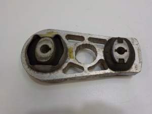 PODUSZKA SILNIKA RENAULT LAGUNA 2.0 DCI 8200292832