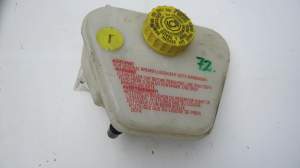 4E0611301 ZBIORNICZEK PŁYNU HAMULCOWEGO AUDI A8