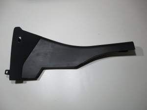 PLASTIK OBUDOWA MASERATI GHIBLI