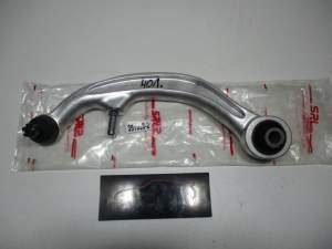 NISSAN 350Z INFINITI G35 WAHACZ PRZÓD PRAWY BANAN