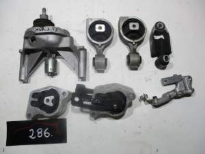 NISSAN MURANO Z51 2.5 D ŁAPA PODUSZKA SILNIKA