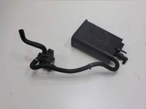 FILTR WĘGLOWY VOLVO XC90 2.5T S80 S60 XC70 04-07