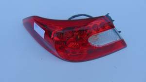 LAMPA LEWA TYLNA TYŁ INFINITI Q70