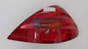 LAMPA TYLNA PRAWA TYŁ MERCEDES SL R230 A2308200264