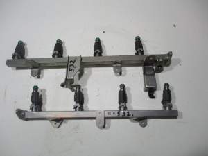 INFINITI FX fx45 LIFT LISTWA WTRYSKOWA