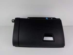 MASERATI GHIBLI SQ4 SCHOWEK PASAŻERA