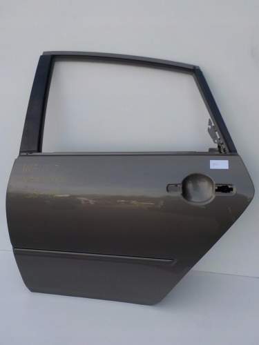 DRZWI_INFINITIT_M35_2006-2010.jpg