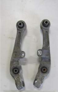 NISSAN 350Z WAHACZ PRAWY DOLNY PRZÓD PRZEDNI