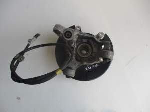 ZWROTNICA LEWA + PIASTA INFINITI G G35