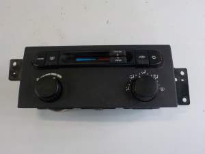 PANEL NAWIEWU 05005460AA CHRYSLER PACIFICA