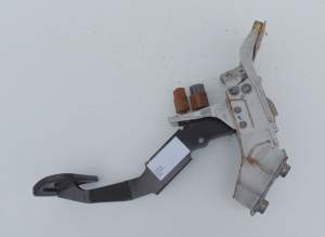 PEDAŁ HAMULCA INFINITI Q70