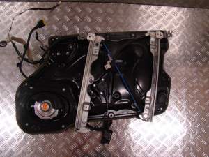 PODNOŚNIK SZYBY KOMPLETNY INFINITI M30D M37 M35