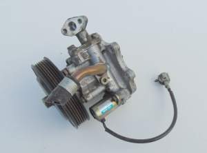 POMPA WSPOMAGANIA INFINITI FX45 21010-AR000