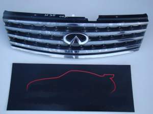 INFINITI M35 ATRAPA - GRILL