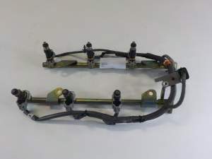 LISTWA WTRYSKOWA + WTRYSKI INFINITI G35X 3.5 V6