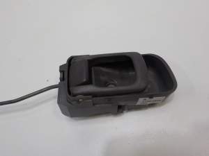 KLAMKA WEWNĘTRZNA PRAWY PRZÓD NISSAN PATROL Y61