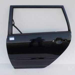 DRZWI LEWE TYŁ TOYOTA COROLLA E12 KOMBI