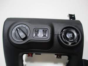 WŁĄCZNIK START STOP PANEL MASERATI GHIBLI