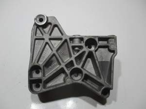 ŁAPA MOCOWANIE WSPORNIK NISSAN 350Z