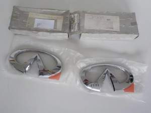 ZNACZEK EMBLEMAT PRZÓD INFINITI FX QX70