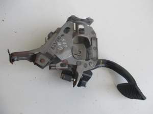 PEDAŁ HAMULCA INFINITI G G35 2008+