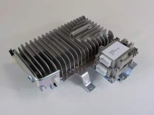 WZMACNIACZ 280601MA1C INFINITI Q70 3.5 HYBRID