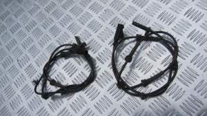 CZUJNIK CZUJNIKI ABS PRZÓD INFINITI G37 COUPE 09+