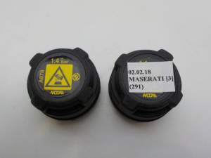 KOREK ZBIORNICZKA WYRÓWNAWCZEGO MASERATI GHIBLI