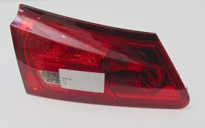 LAMPA TYLNA LEWA TYŁ LEWY KLAPA LEXUS IS250 IS220