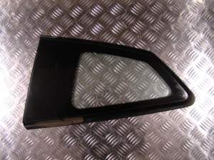 SZYBA SZYBKA TYŁ NISSAN GTR GT-R