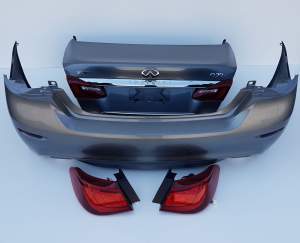 KLAPA BAGAŻNIKA TYŁ GOŁA INFINITI Q70 2013-